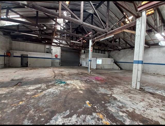 600M² WAREHOUSE FOR SALE IN EAST LONDON CENTRAL